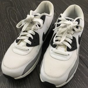 Nike Air Max 90’s (sz 6.5 men’s/ 8 women’s)